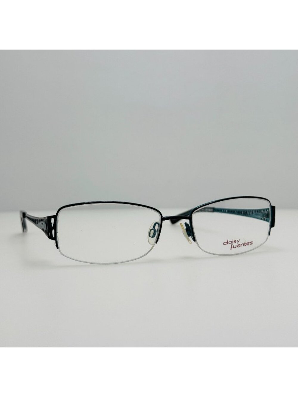 Daisy Fuentes Helena 021 Zyloware Eyeglasses Eye Glasses Frames 52-17-135